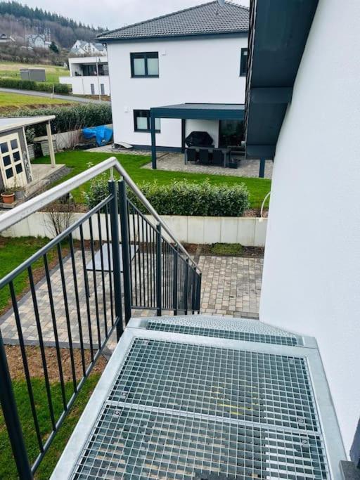 Bei Freddy Apartment Pruem Bagian luar foto
